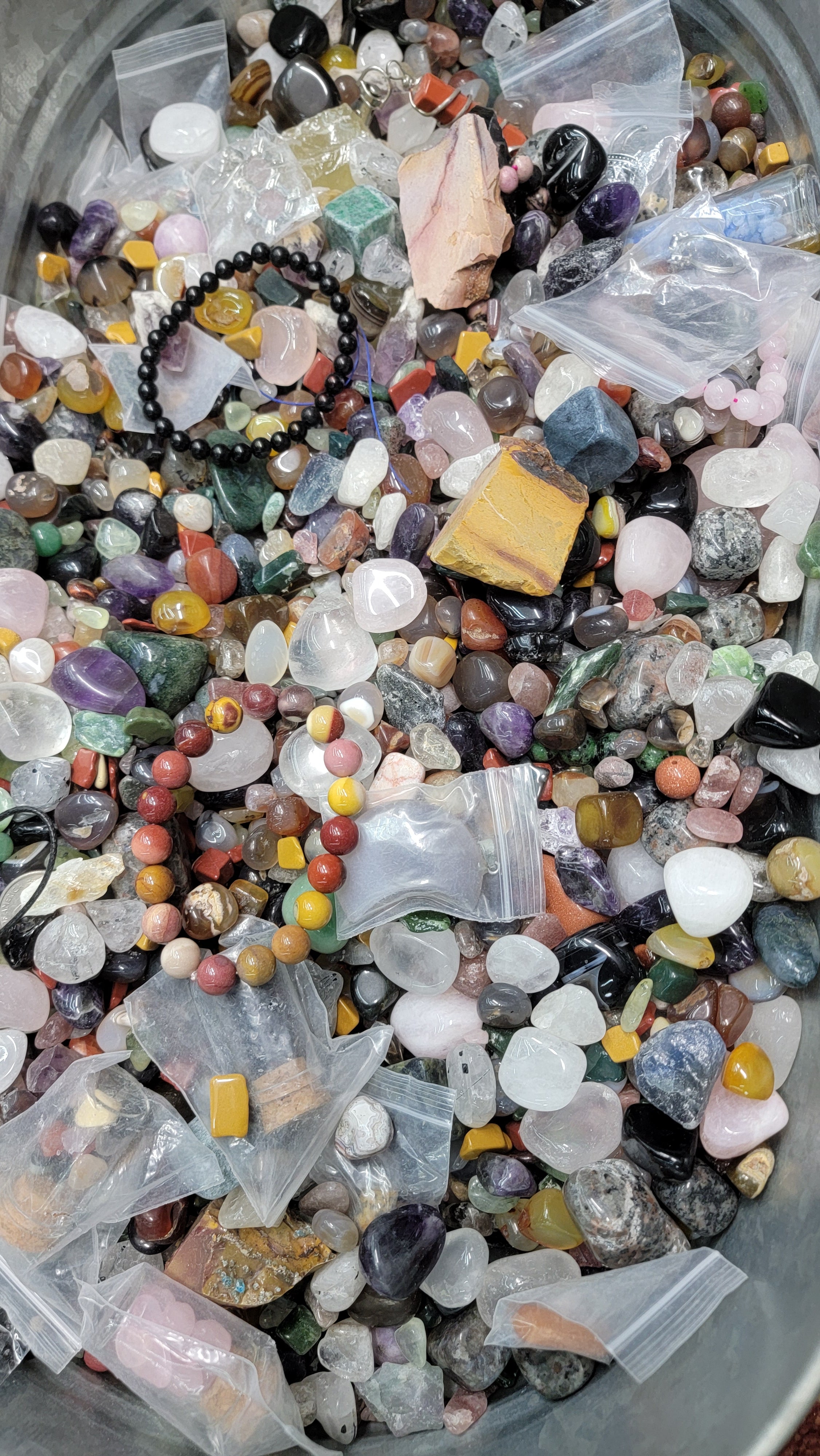 Crystal scoops