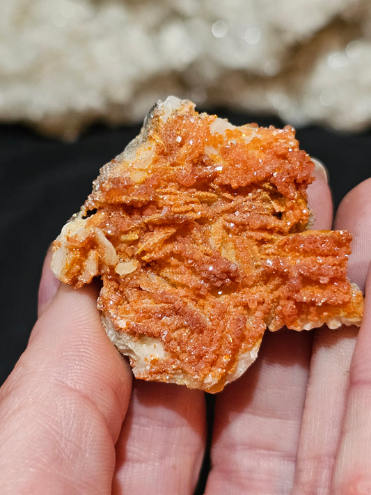 Vanadinite on Barite.