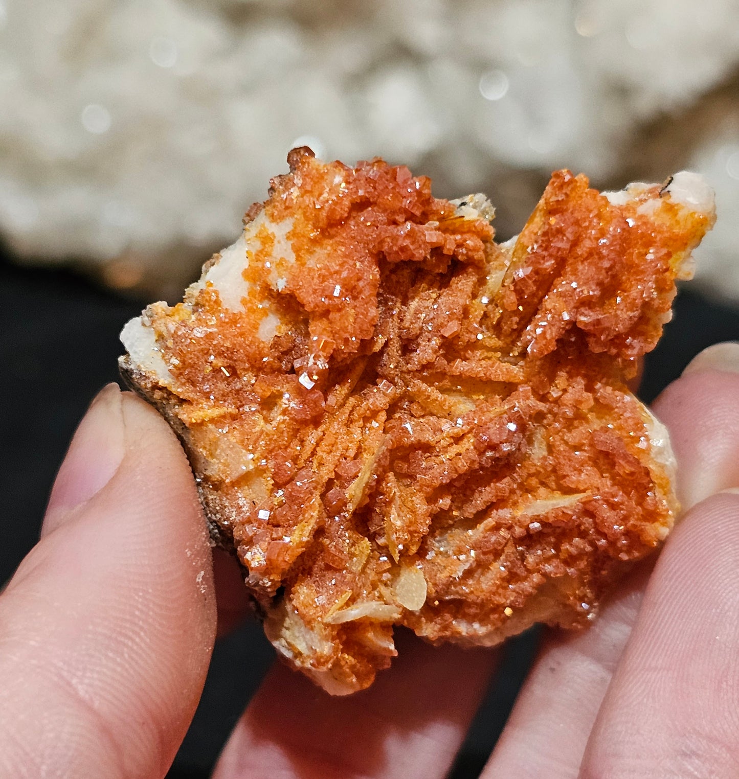Vanadinite on Barite.