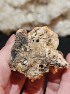 Vanadinite on Barite.