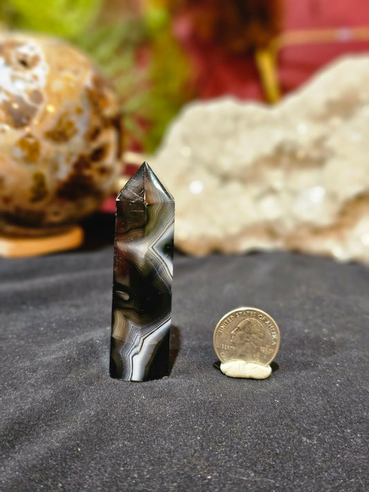 Black Banded Agate Point