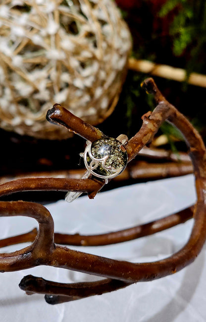 Green Baltic Amber Ring Size 10