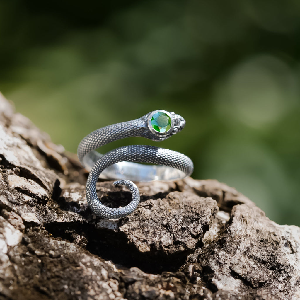 Starborn Coiled Snake Ring with Faceted Chrome Diopside in Sterling Silver