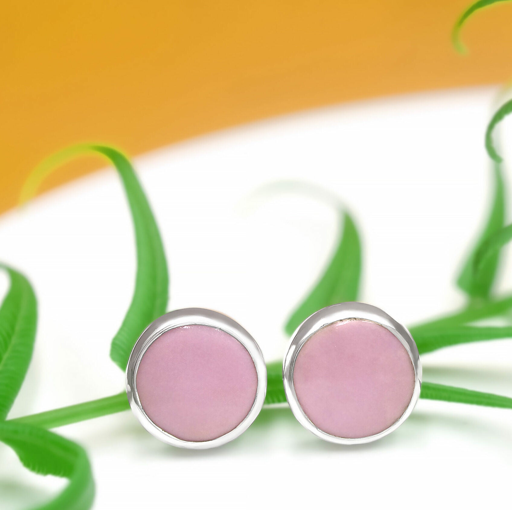 Starborn Phosphosiderite Round Cabochon Single Bezel Post Earring in Sterling Silver