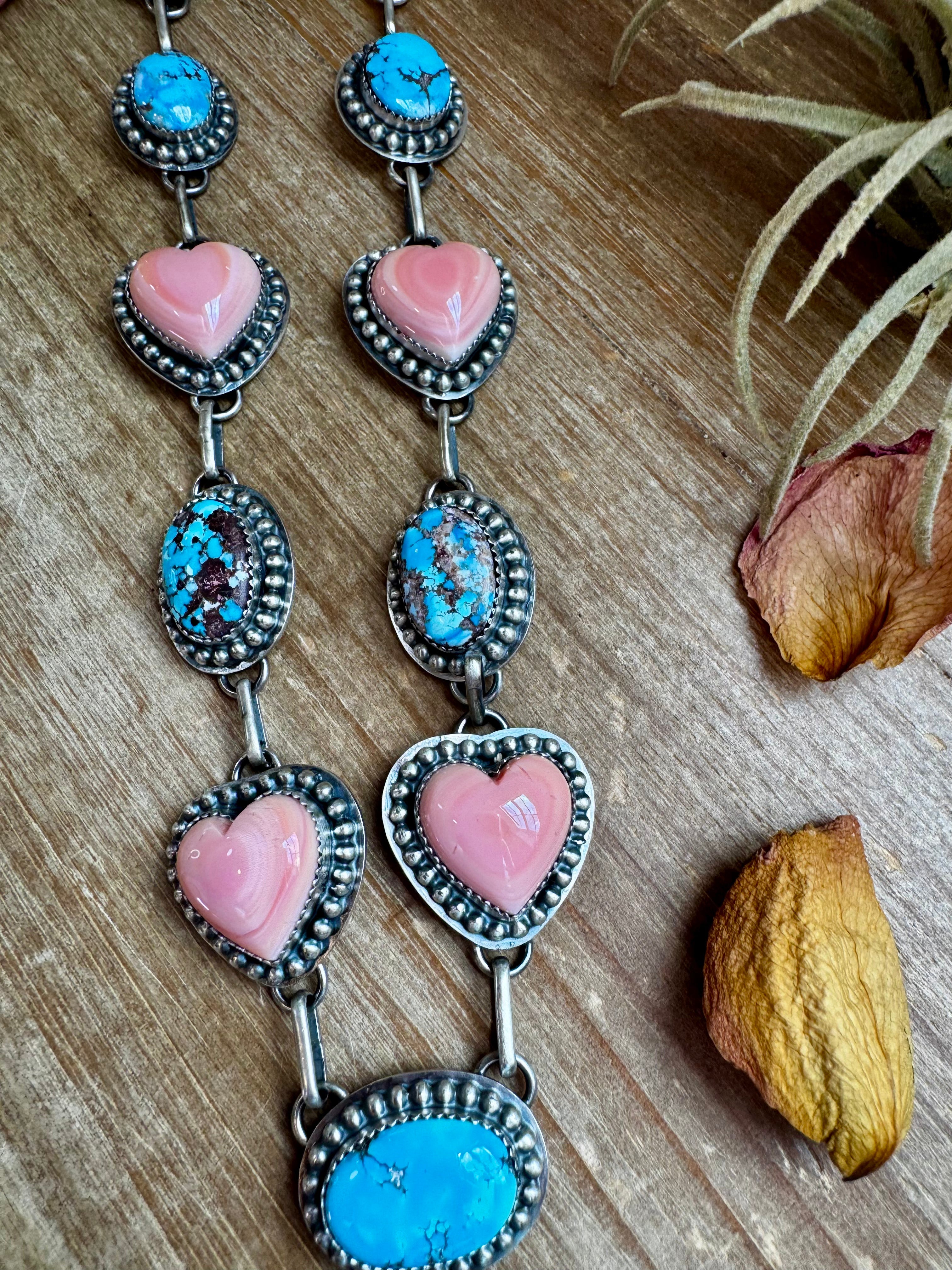 Lariat Necklace – Golden Hill Turquoise & Pink Conch Heart – 34” Adjustable Statement Piece