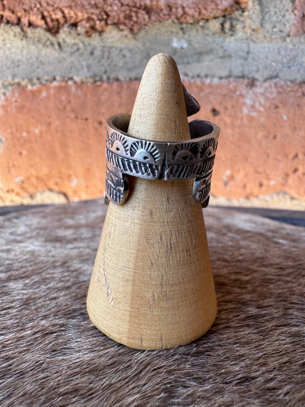Handcrafted Sterling Silver & Purple Spiny Thunderbird Ring size 7 by Russell Sam