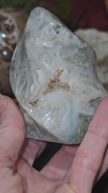 Moss Agate Flame With Beautiful Druzy