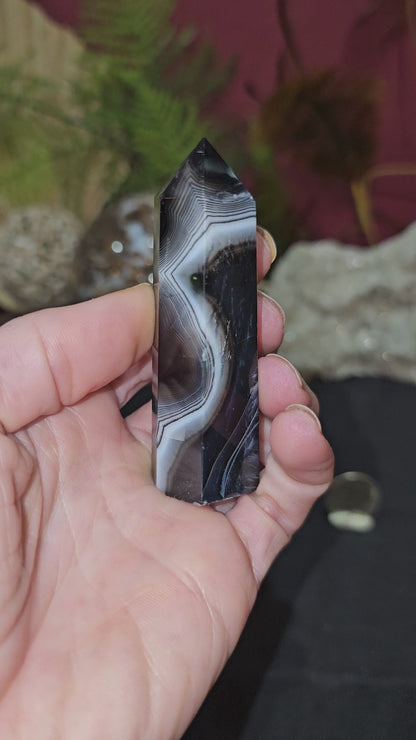 Black Banded Agate Point