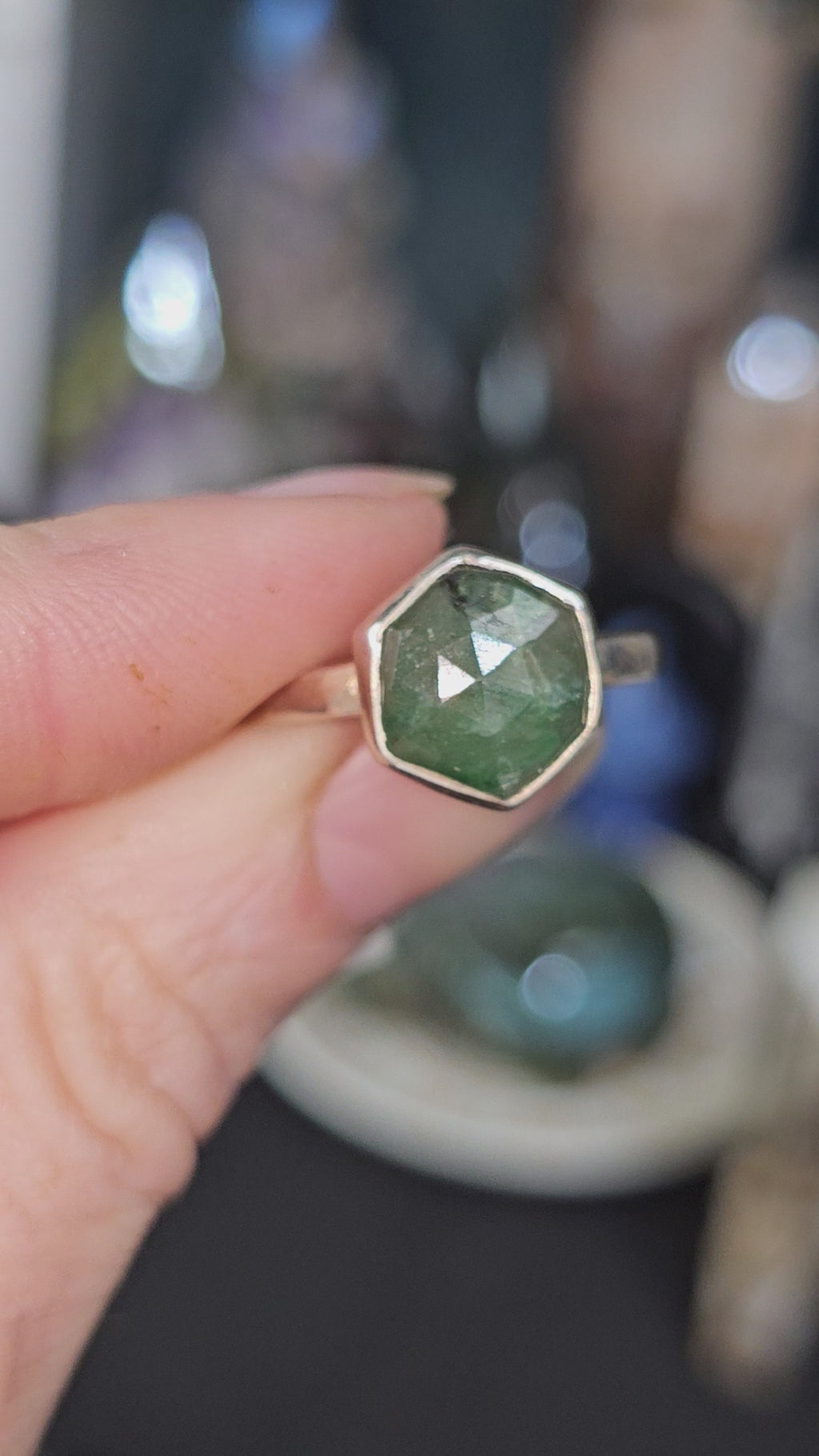 Natural Emerald Ring set in .925 Sterling Silver Sz 9