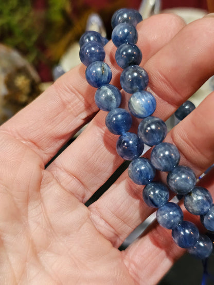 Some Amazing Blue Kyanite..8mm